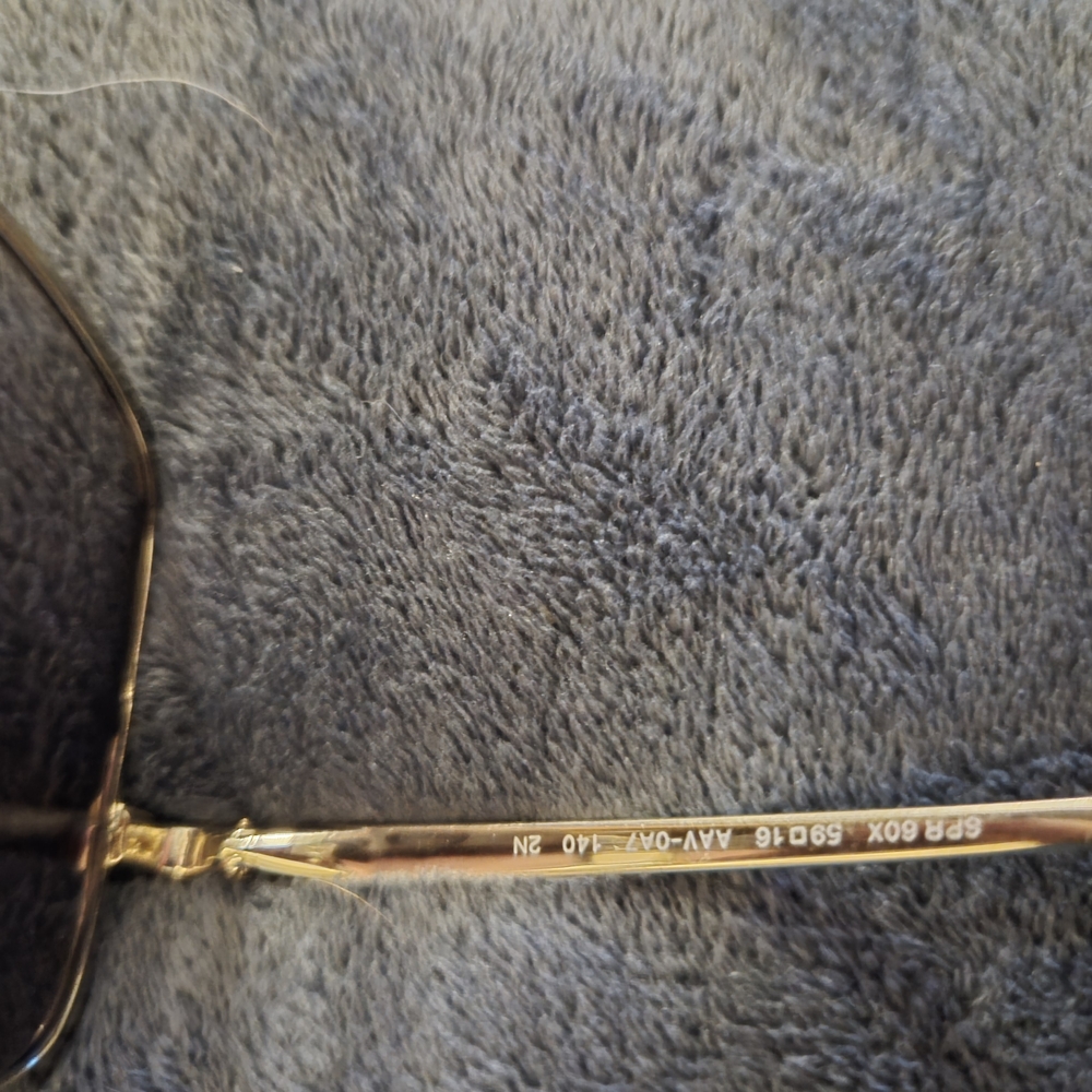 PRADA Sunglasses Gold and Black. Excellent Condition - Picture 3 of 3